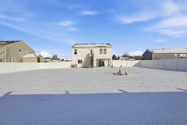 5278 Fieldstone Meadow Drive, Cedar Springs, MI 49319