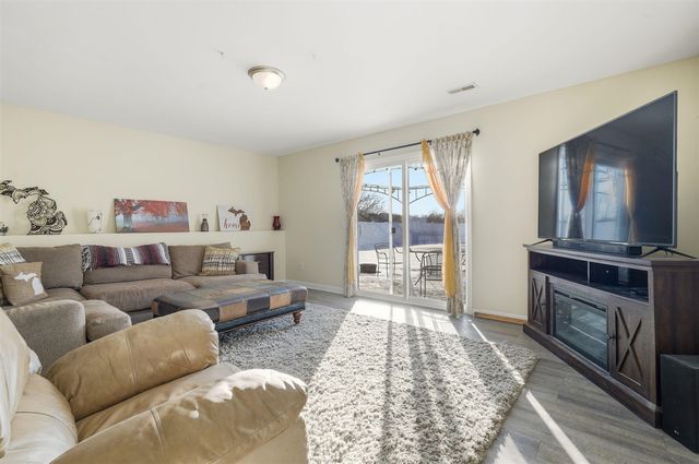 5278 Fieldstone Meadow Drive, Cedar Springs, MI 49319