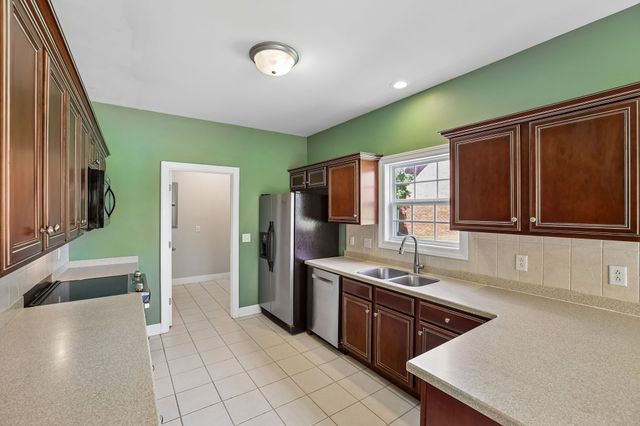 2963 Belize Ct, Murfreesboro, TN 37127
