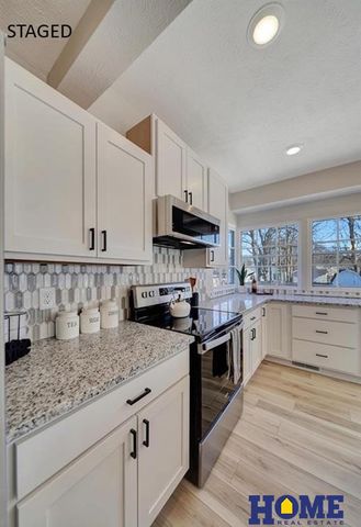 2626 S 15th Street, Lincoln, NE 68502