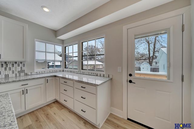 2626 S 15th Street, Lincoln, NE 68502