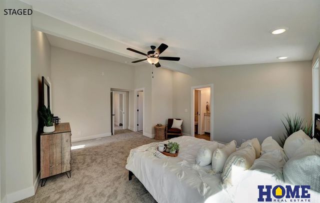 2626 S 15th Street, Lincoln, NE 68502