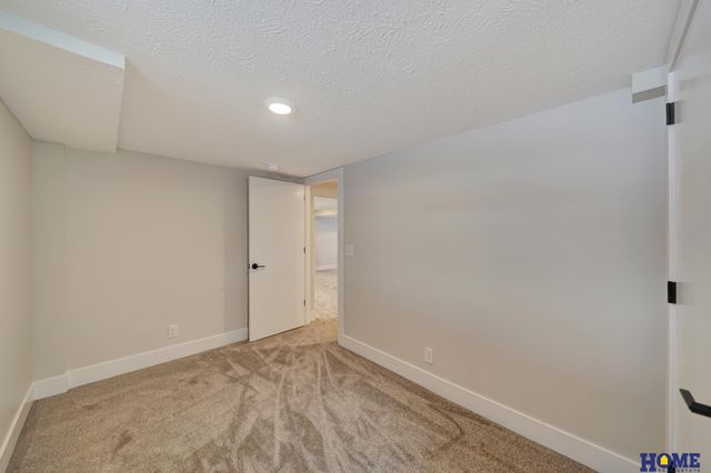 2626 S 15th Street, Lincoln, NE 68502