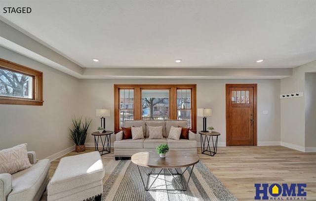 2626 S 15th Street, Lincoln, NE 68502