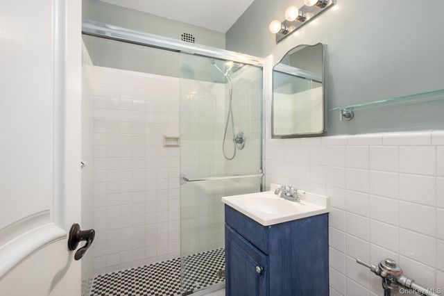 23-55 Bell Boulevard Boulevard 6C, Bayside, NY 11360