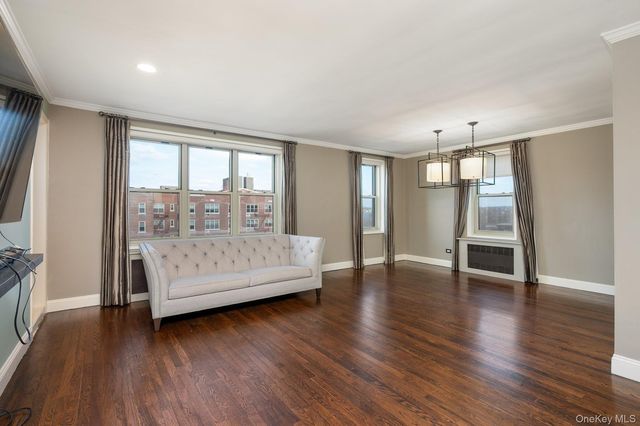 23-55 Bell Boulevard Boulevard 6C, Bayside, NY 11360