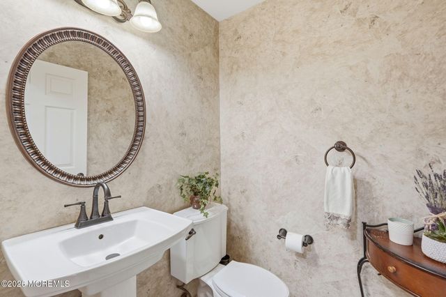 202 Veronica Court, Lanoka Harbor, NJ 08734