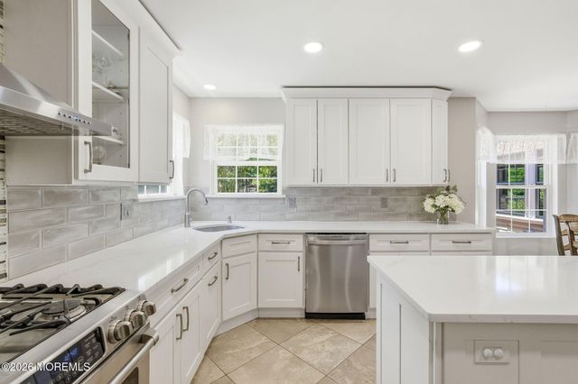 202 Veronica Court, Lanoka Harbor, NJ 08734