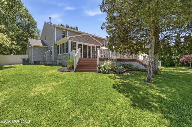 202 Veronica Court, Lanoka Harbor, NJ 08734