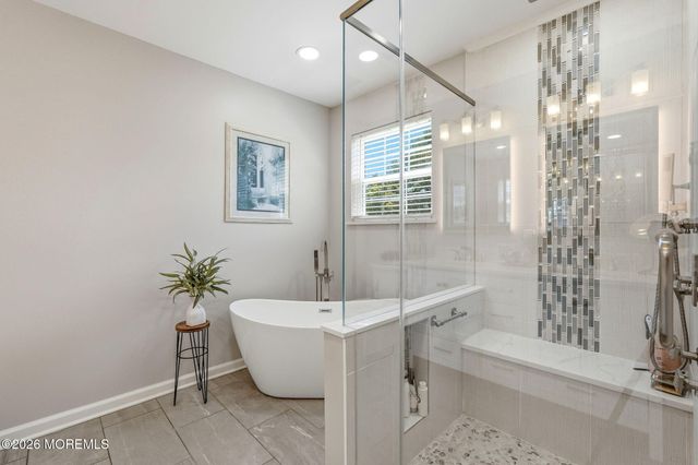 202 Veronica Court, Lanoka Harbor, NJ 08734