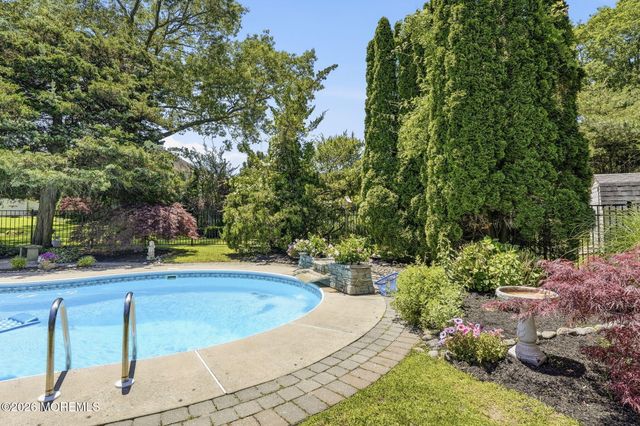202 Veronica Court, Lanoka Harbor, NJ 08734