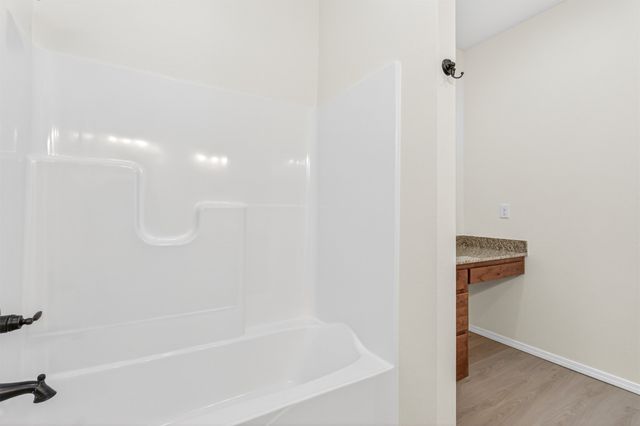 124 Countryside Way, Pocola, OK 74902
