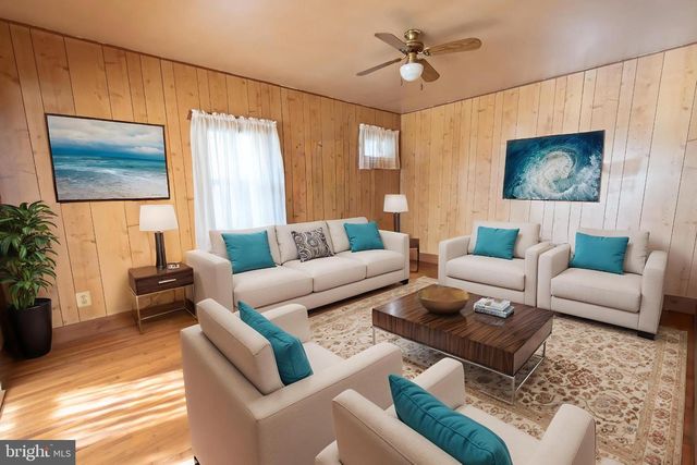 4022 W 7TH ST., Trainer, PA 19061