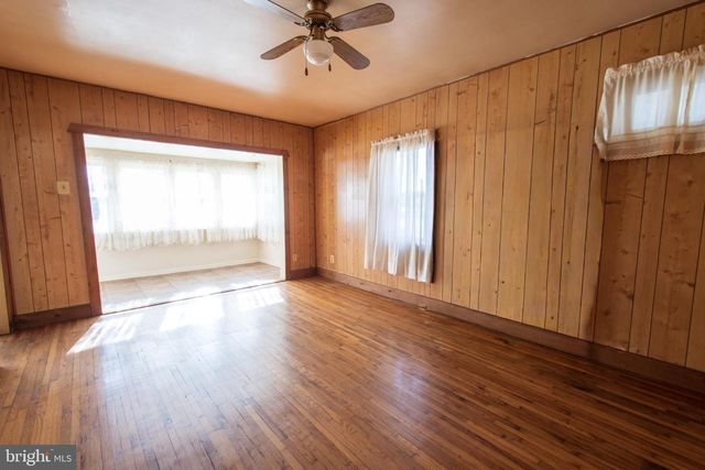 4022 W 7TH ST., Trainer, PA 19061