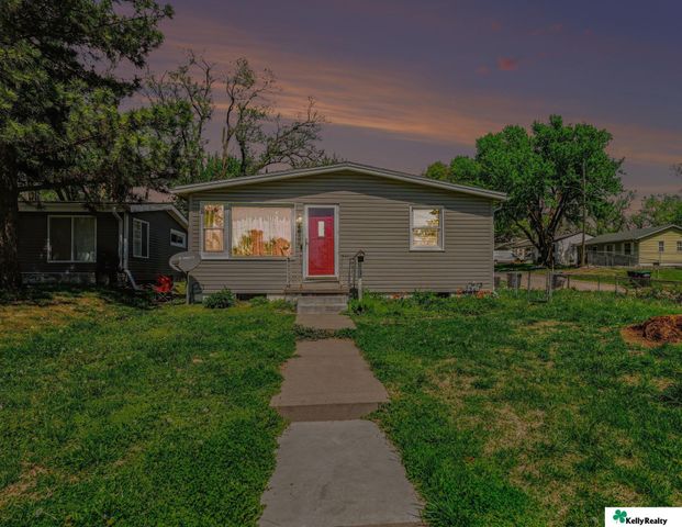 4652 Redick Avenue, Omaha, NE 68152