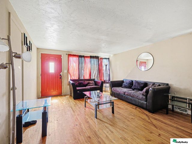 4652 Redick Avenue, Omaha, NE 68152