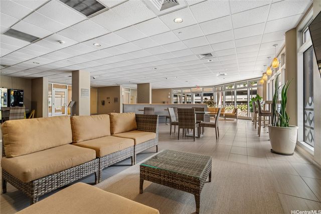 801 South Street 326, Honolulu, HI 96813