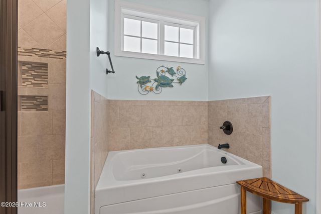 223 Taylorwood Drive, Beaufort, NC 28516