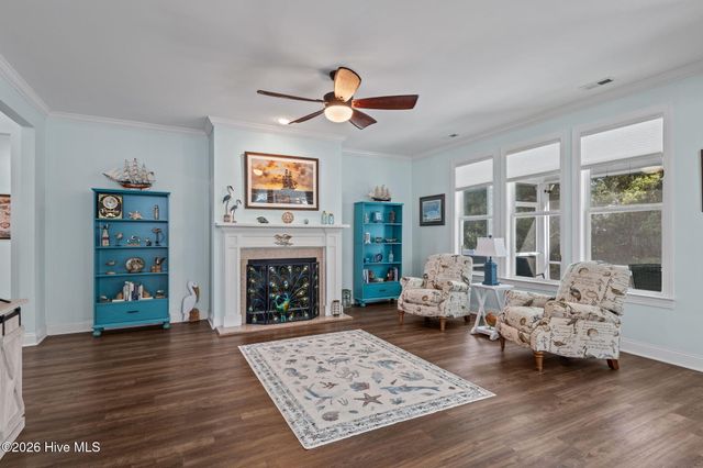 223 Taylorwood Drive, Beaufort, NC 28516