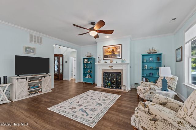 223 Taylorwood Drive, Beaufort, NC 28516