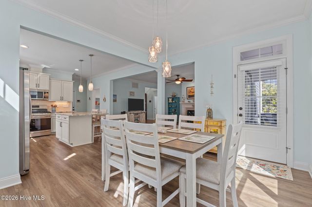 223 Taylorwood Drive, Beaufort, NC 28516