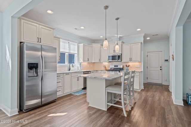 223 Taylorwood Drive, Beaufort, NC 28516