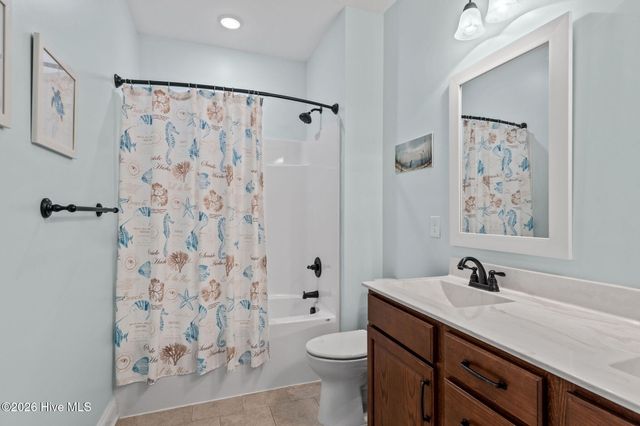 223 Taylorwood Drive, Beaufort, NC 28516