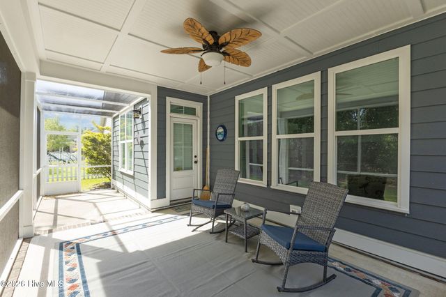 223 Taylorwood Drive, Beaufort, NC 28516