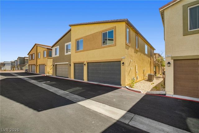 7244 Halo Falls Street, North Las Vegas, NV 89084