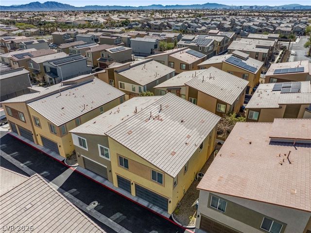 7244 Halo Falls Street, North Las Vegas, NV 89084