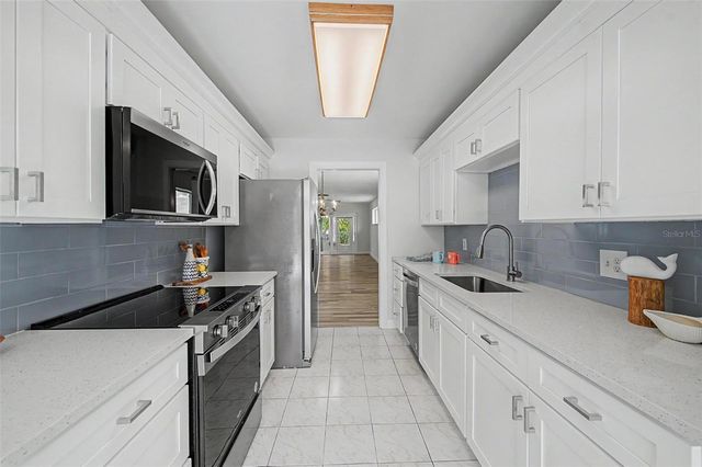 144 BOCA CIEGA POINT BOULEVARD N, St Petersburg, FL 33708