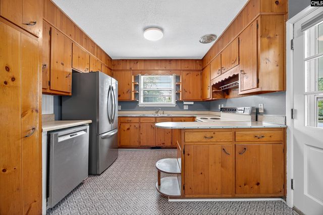 1127 Deerwood Street, Columbia, SC 29205