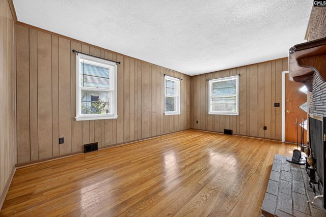 1127 Deerwood Street, Columbia, SC 29205