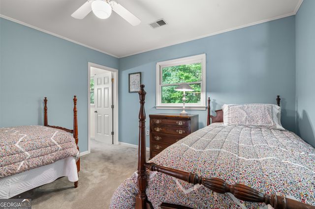614 Charmont Drive, Tiger, GA 30576