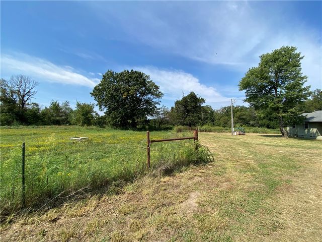 12610 Bullock Road, Bentonville, AR 72712