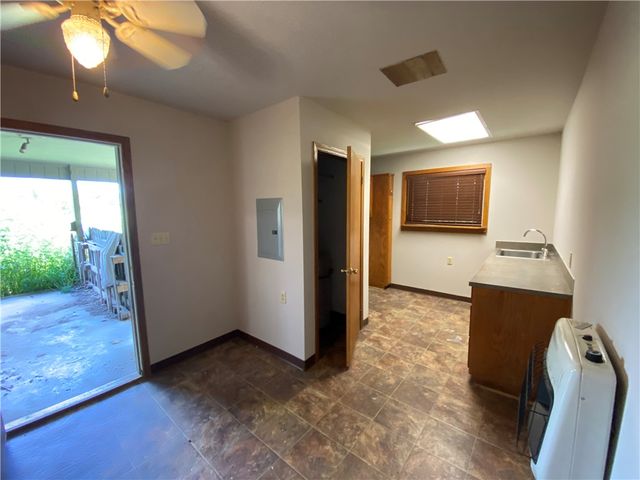 12610 Bullock Road, Bentonville, AR 72712