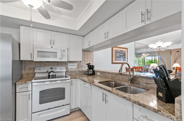 4110 Lorene DR 106, Estero, FL 33928