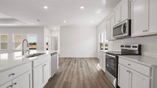 23 W Farm Owl Drive, Freeport, FL 32439