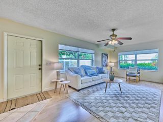 4604 Roxbury Court, Boynton Beach, FL 33436