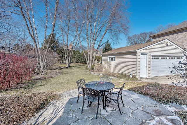 2322 Birchwood Avenue, Wilmette, IL 60091