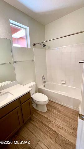 7504 W Cosmic Sky Drive, Tucson, AZ 85743