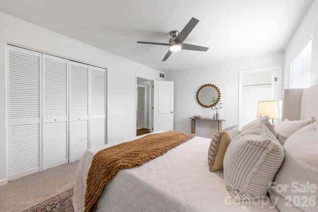 2630 Park Road F, Charlotte, NC 28209