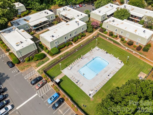 2630 Park Road F, Charlotte, NC 28209