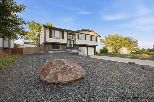 1101 LONG VALLEY RD, Cheyenne, WY 82001