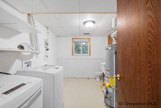 1101 LONG VALLEY RD, Cheyenne, WY 82001