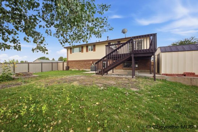 1101 LONG VALLEY RD, Cheyenne, WY 82001