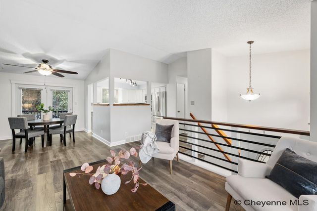1101 LONG VALLEY RD, Cheyenne, WY 82001