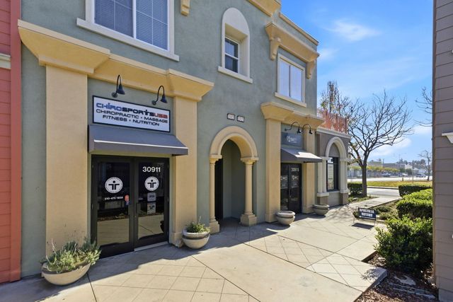 30927 Union City Blvd, Union City, CA 94587