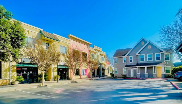 30927 Union City Blvd, Union City, CA 94587