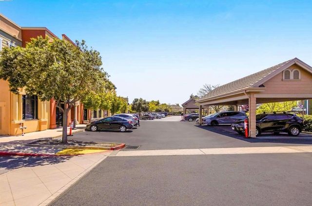 30927 Union City Blvd, Union City, CA 94587